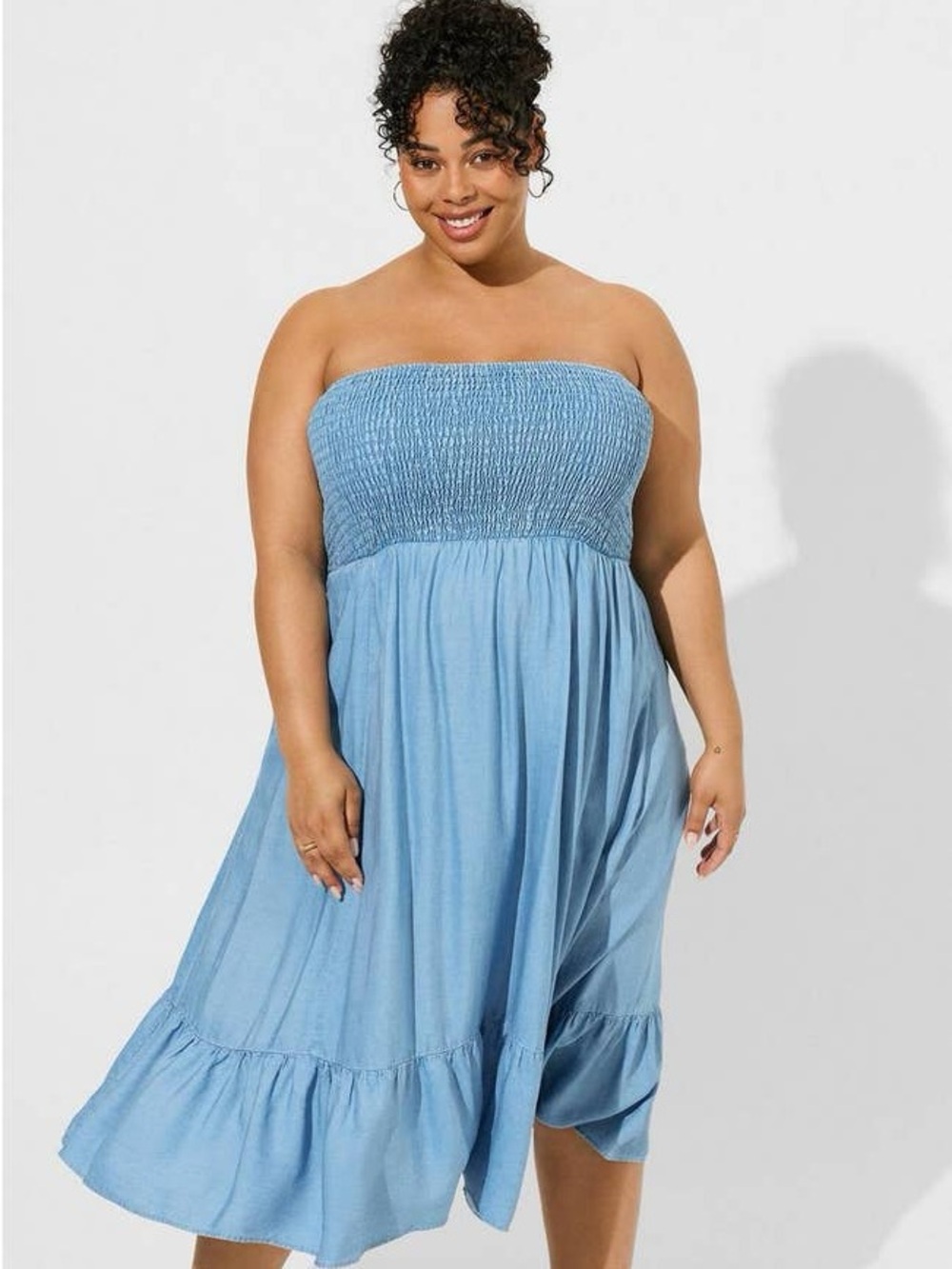 Torrid Size 3 3X Chambray Smocked Maxi Skirt Blue Boho Ruffle Hem